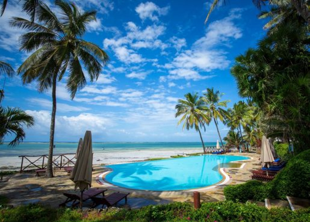Voyager Beach Resort
