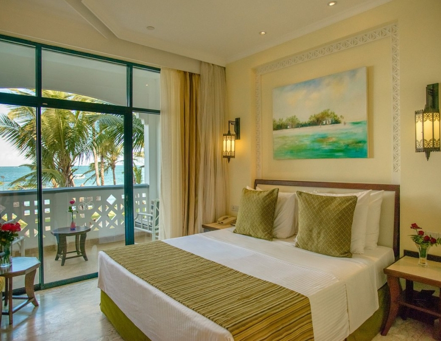 Sarova Whitesands Beach Resort 4